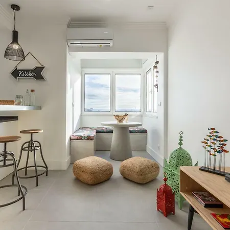 4bdr Flat W/ Unobstructed City Views By Ondjo