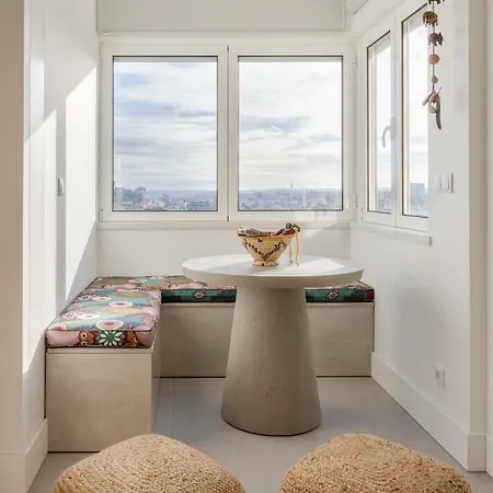 4bdr Flat W/ Unobstructed City Views By Ondjo Διαμέρισμα *